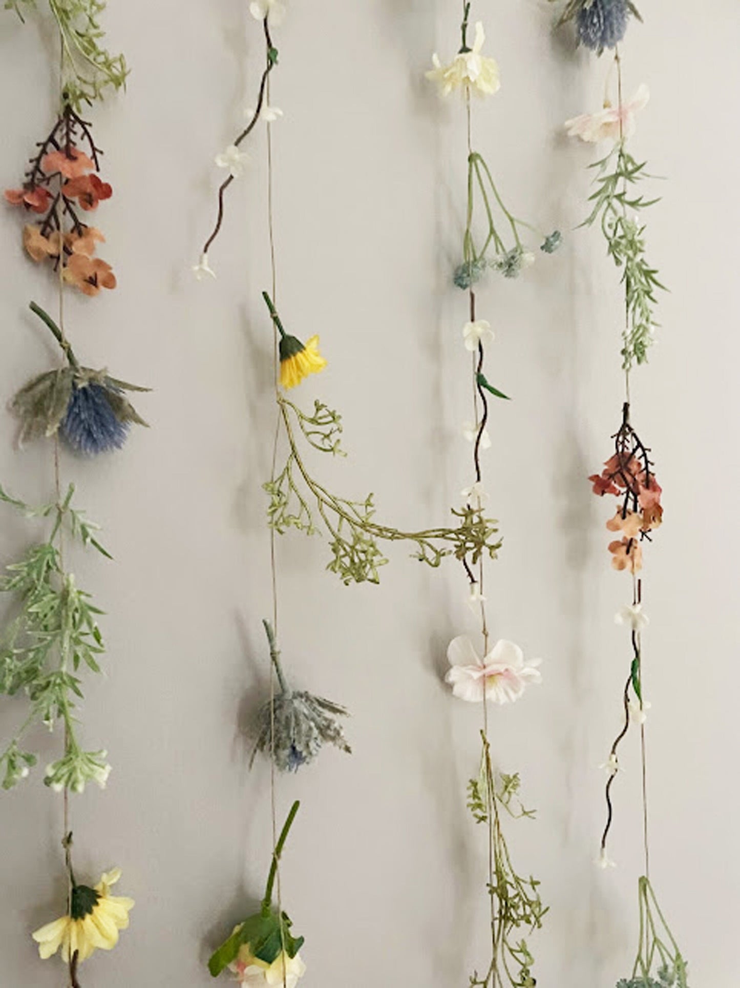 Neutral Floral Garland