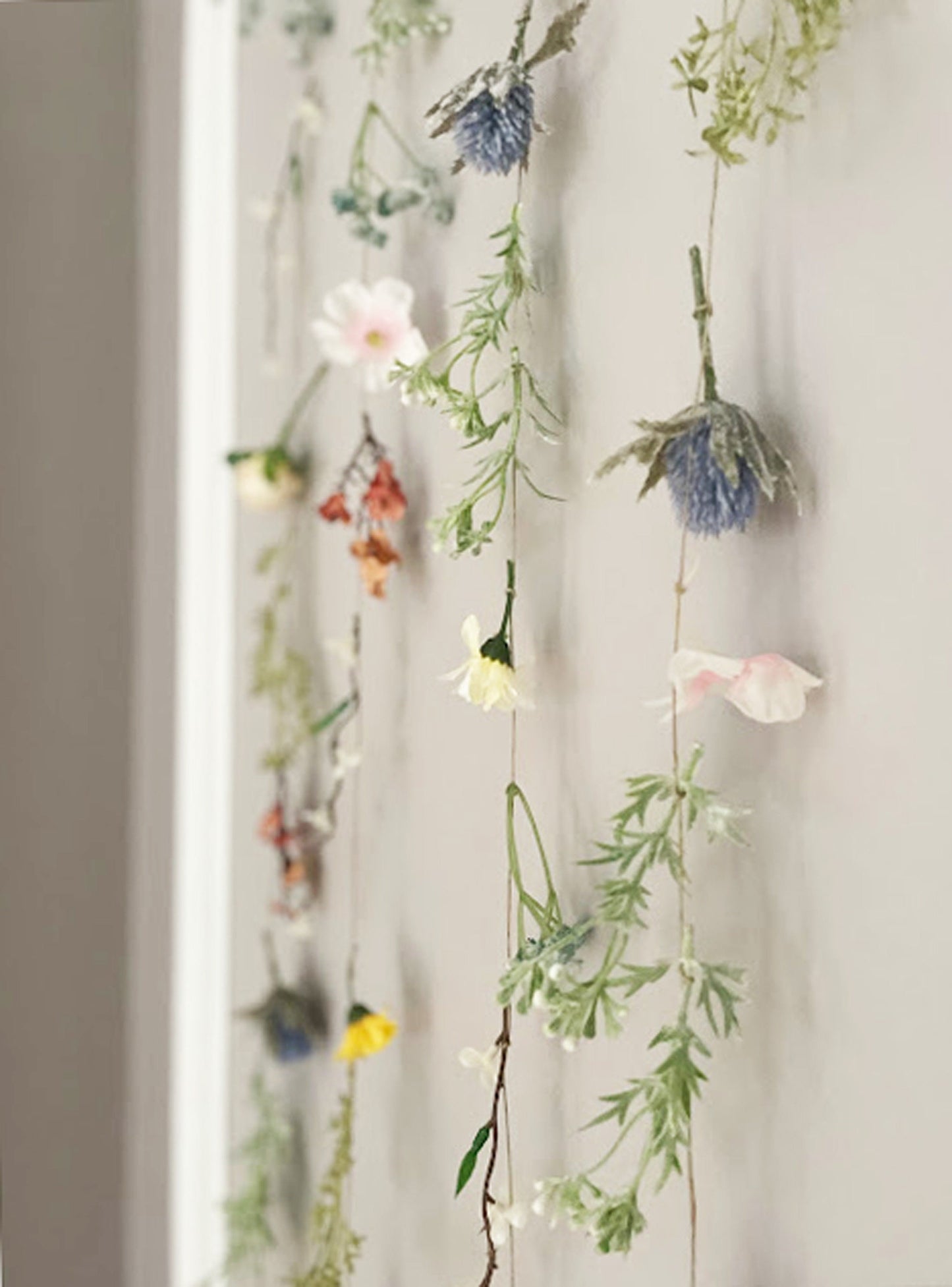 Neutral Floral Garland